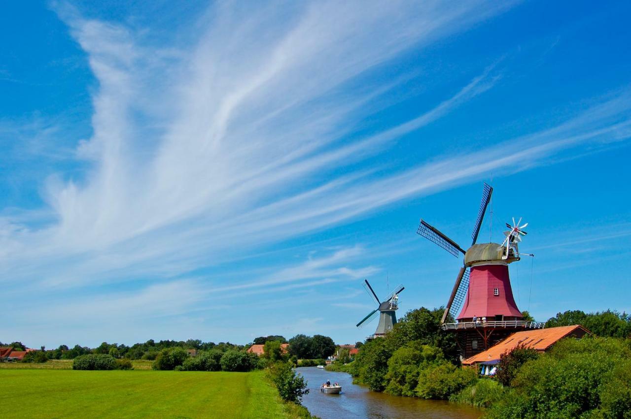 Hotel Achterum Greetsiel Buitenkant foto